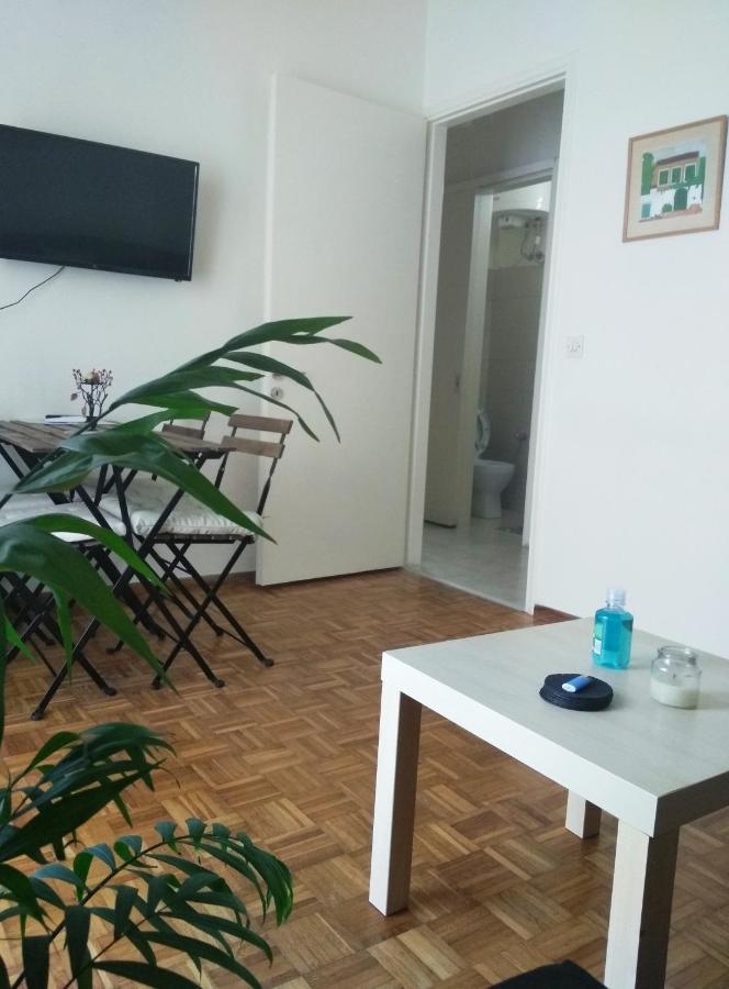 Central Apartment Corfu Town Экстерьер фото